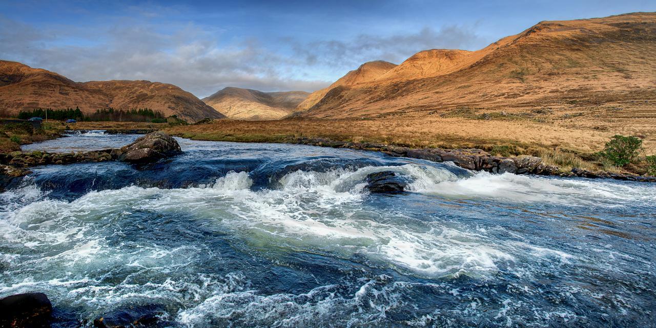 Wild Atlantic Hostel Leenaun Extérieur photo