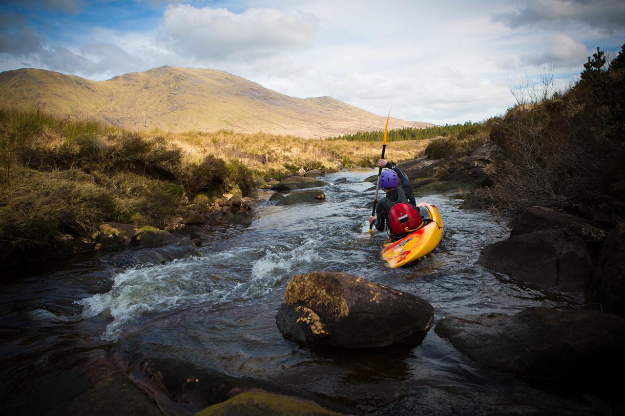 Wild Atlantic Hostel Leenaun Extérieur photo
